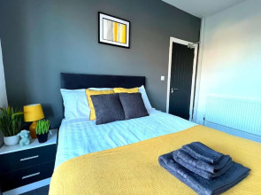 Chantry Suites by SA Stays