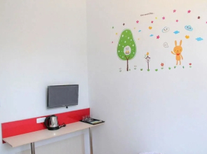 Wuhan Bingo Apartment