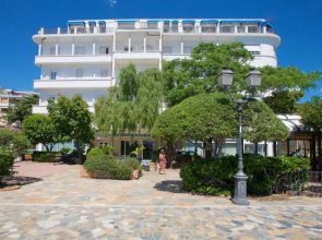 HOTIDAY Hotel Alassio