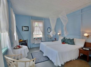 Frangipani Hotel