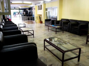 Ares City Hotel