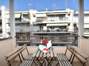 Central And Comfortable Apartment Thessaloniki