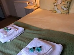 Dewberry Cottage Bed and Breakfast