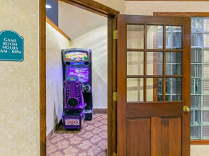 La Quinta Inn & Suites Appleton College Avenue