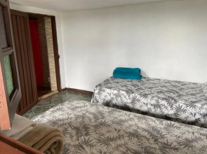 Hostal Hollywood Inn