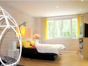 House With 3 Bedrooms in Montluçon, With Enclosed Garden and Wifi