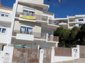 Ericeira Chill Hill Hostel & Private Rooms