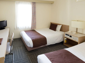 Shin Osaka Sunny Stone Hotel