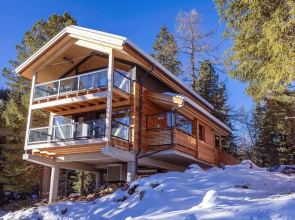 Amazing Chalet With Mountain Views