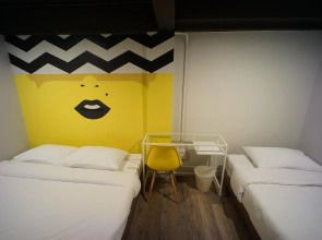 BRB Hostel Bangkok Silom