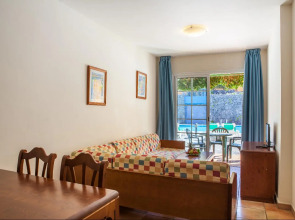 Apartamentos la Caleta