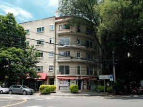 Art Deco Style Condo 2min Walk to Lincoln Park