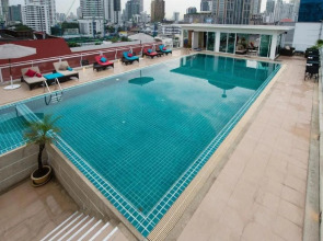 Отель The Bless Hotel and Residence