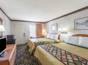 Super 8 Ashburn