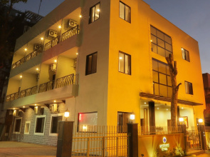 Hotel The Samrat
