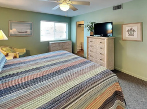 Jacksonville Beach Costa Verde 2319-102 by Distinctive Beach Rentals