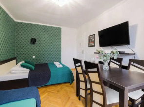 UNIT Warszawa Centrum Room by Metro Rondo ONZ