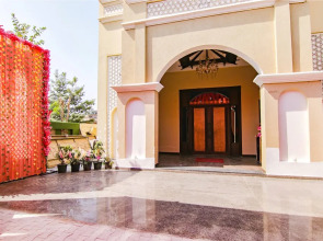 Fabhotel Prime Royal Maple