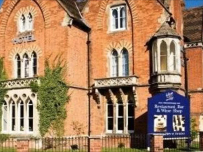 The Corner House Hotel