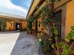Lar Antiqua Hotel