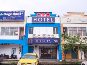 OYO 90281 Hotel Taj (Seksyen 13)