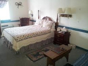 Country Living Inn