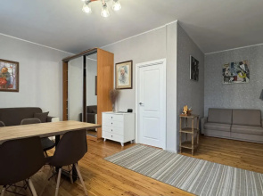 Townhouse with sauna in the center by the embankment