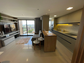 Apartamento Studio no último andar no CENTRO de FOZ com linda VISTA