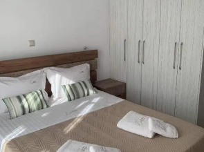 Epithea Suites 2 με ιδιωτικη πισινα