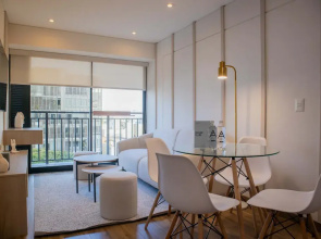 w Amazing 2BR w Balcony in San Isidro