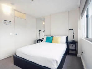 1BR Studio near the Beach with Rooftop Pool