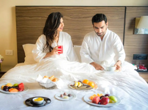 Grand Hyatt Mumbai Hotel and Serviced Apartments