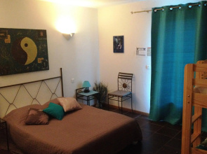Hotel The Originals Aix-en-Provence Nord Le Village Provençal (ex Inte