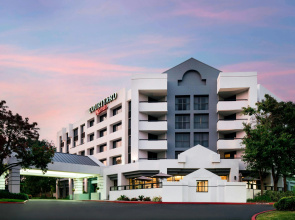 Courtyard by Marriott Richmond/Berkeley
