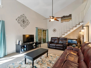 Spacious 3BR Pensacola Townhouse