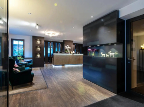 Suites By Mirabeau
