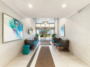 Palm Bay Club by Vtrips