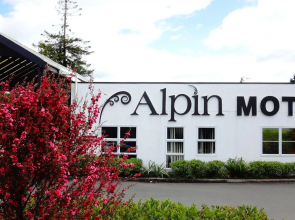 Alpin Motel & Conference Centre