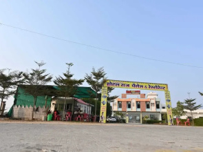 Hotel Raj Palace & Restaurant