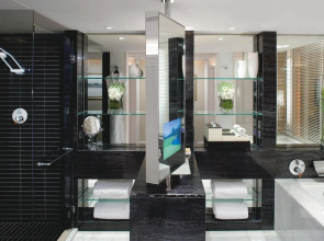 Mandarin Oriental, Hong Kong