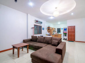 Sunshine Pool Villa