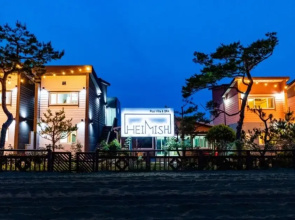 Gyeongju Heimisch Pool Villa