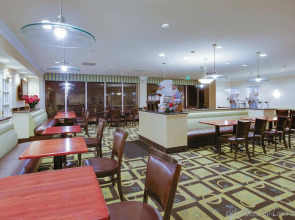 Garner Hotel Glen Burnie BWI Airport Area by IHG