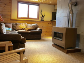 255 Sky View Acres 3 Bedrooms 2 Bathrooms Condo