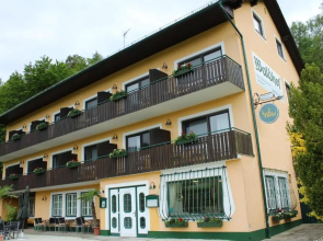 Gasthof-Pension Waldhof
