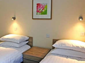 Central Hotel