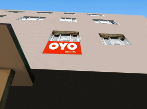 OYO Flagship 80638 Maharaja Rooms And Stay