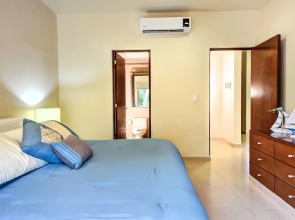 Anam 1 bedroom apartment with balcony sleeps 3
