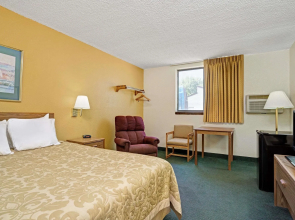 Bison Plains Lodge