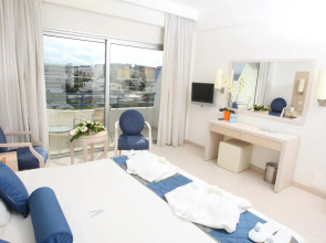 Vrissiana Boutique Beach Hotel